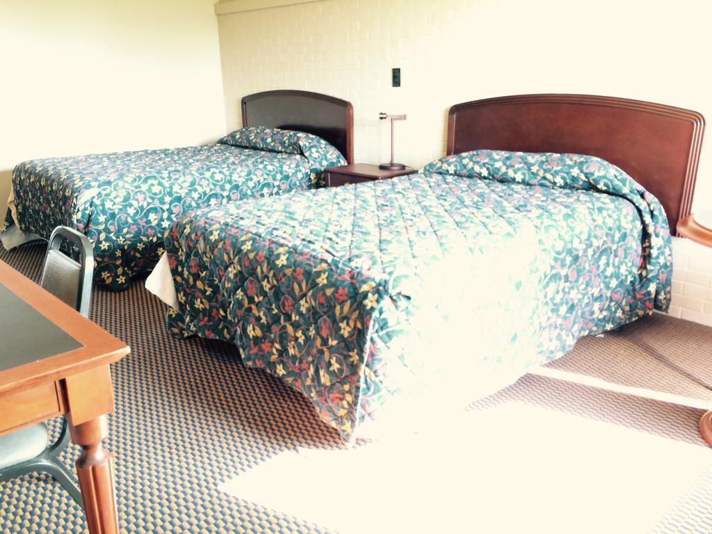 Lewis & Clark Motor Lodge East Alton Rum bild
